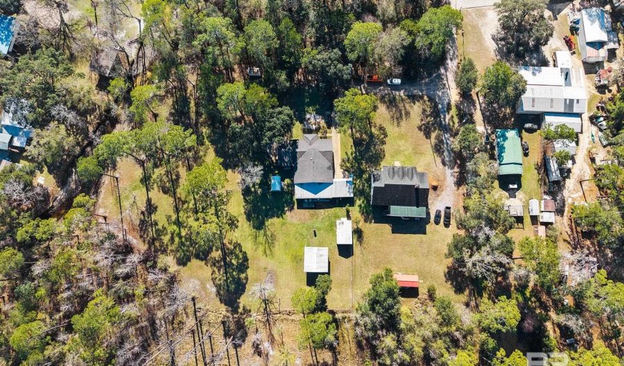 13545 Lyons Ave, Bayou La Batre, AL 36509 - 3 Beds, 2 Bath