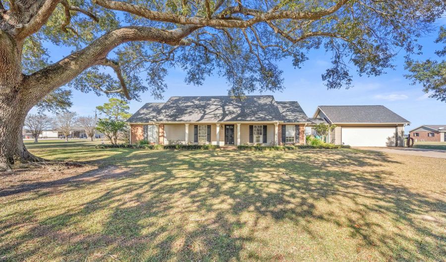 4282 Old Basile Hwy, Basile, LA 70515 - 3 Beds, 3 Bath