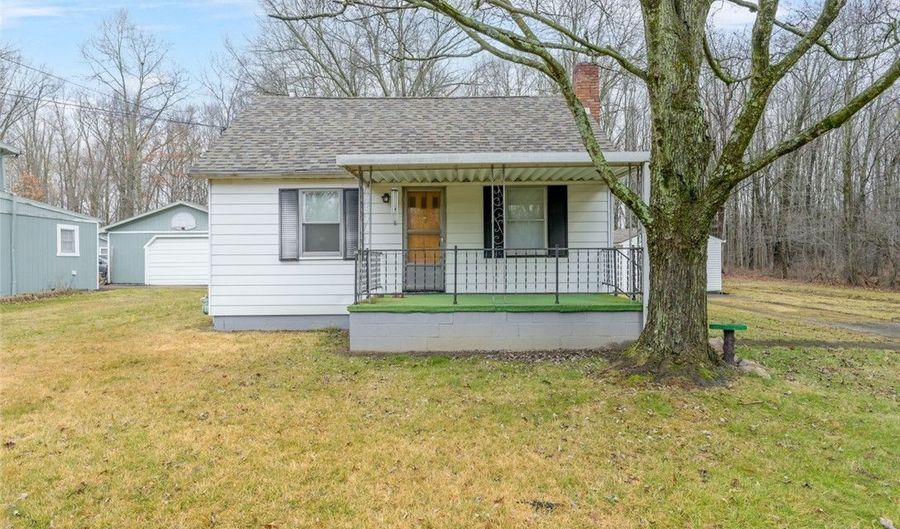 3986 Crum Rd, Youngstown, OH 44515 - 2 Beds, 1 Bath