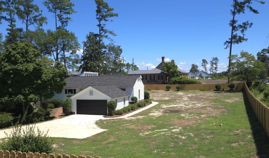 3075 Walton Way, Augusta, GA 30909 - 4 Beds, 4 Bath
