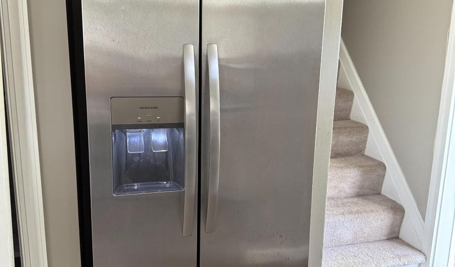 913 SPA Rd, Annapolis, MD 21401 - 2 Beds, 1 Bath