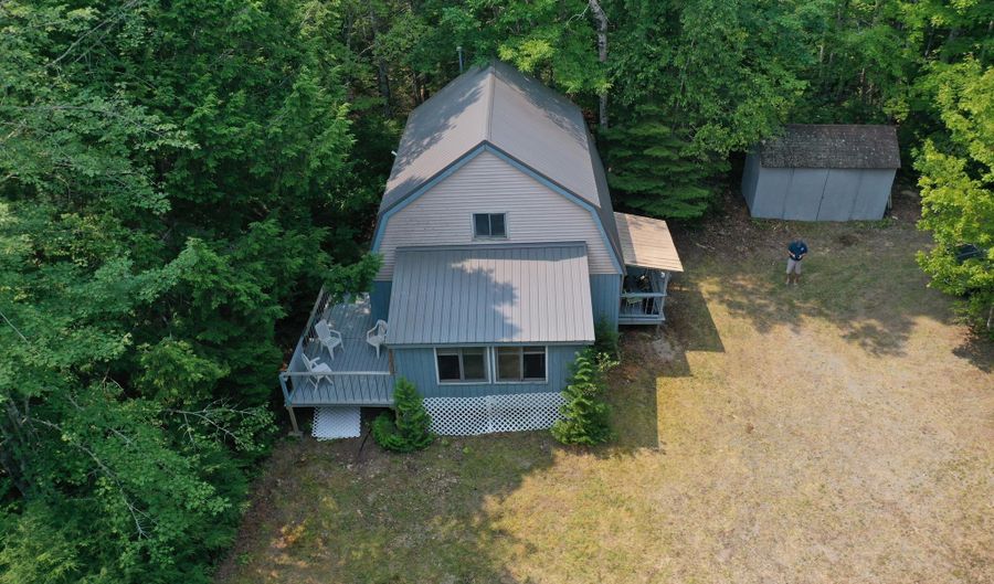236 Berry Rd, Alexander, ME 04694 - 2 Beds, 1 Bath