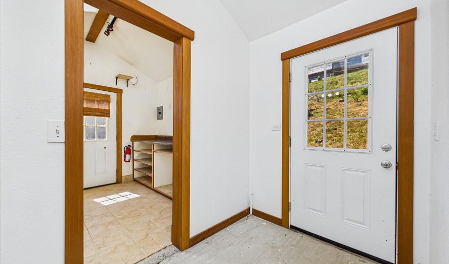 2016-2026 St.Maru Ln, McKinleyville, CA 95519 - 2 Beds, 2 Bath