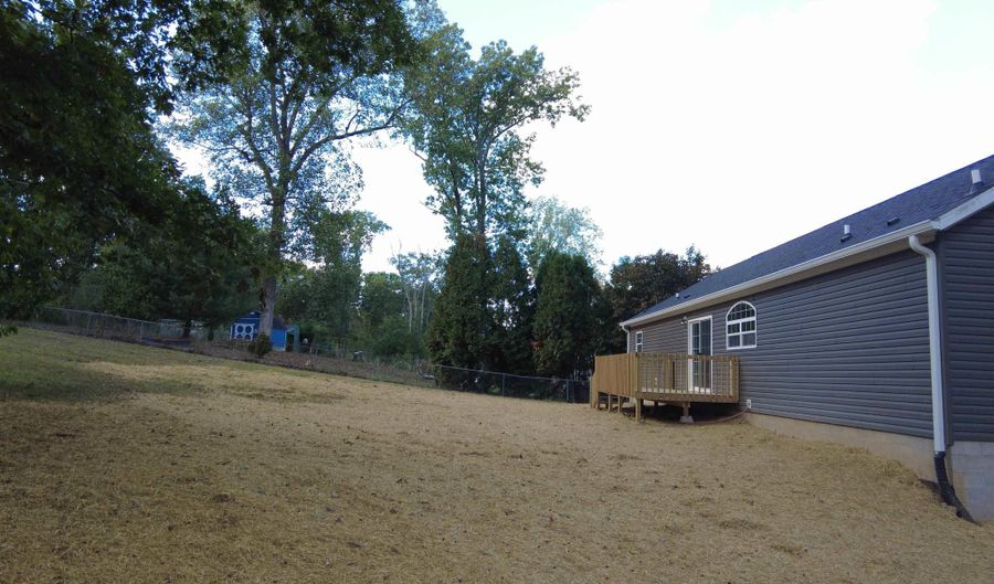 251 Briarwood Ln, Bedford, IN 47421 - 3 Beds, 2 Bath