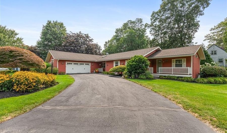 1 Robin Way, North Smithfield, RI 02896 - 3 Beds, 3 Bath
