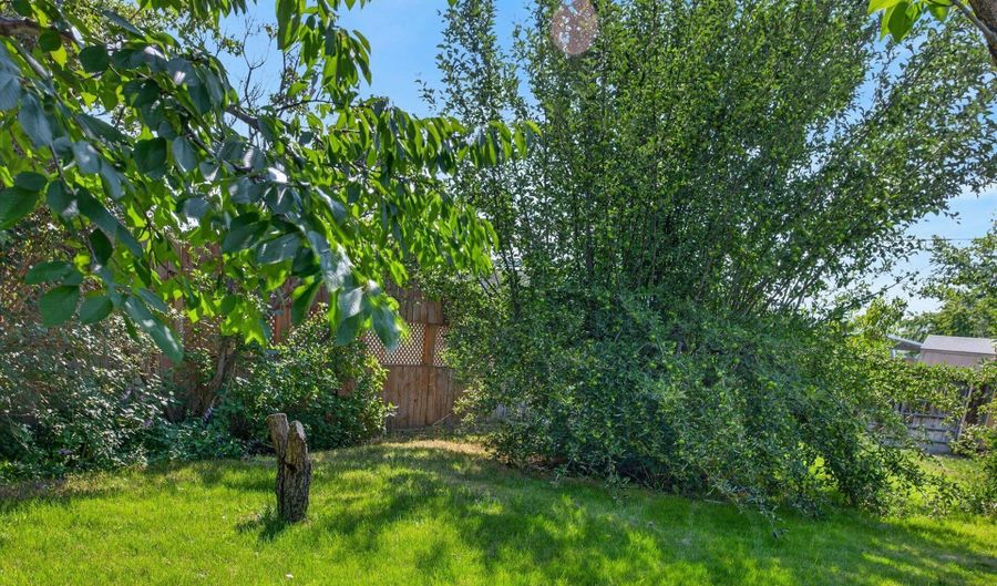 1029 WALNUT St, Baker City, OR 97814 - 2 Beds, 1 Bath