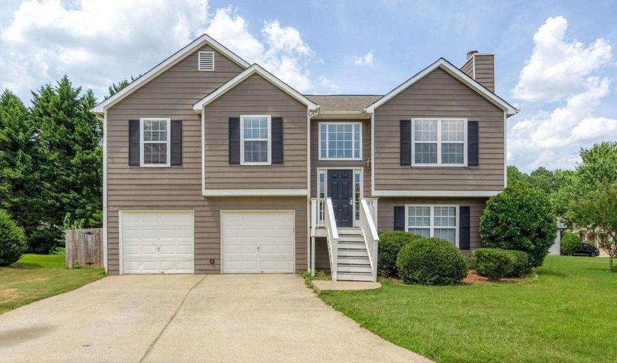 3272 Peach Ct NW, Acworth, GA 30101 - 5 Beds, 3 Bath