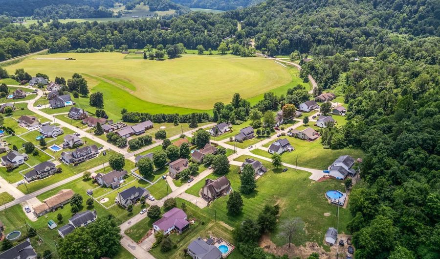 56 Regal Oaks, Barboursville, WV 25504 - 3 Beds, 3 Bath