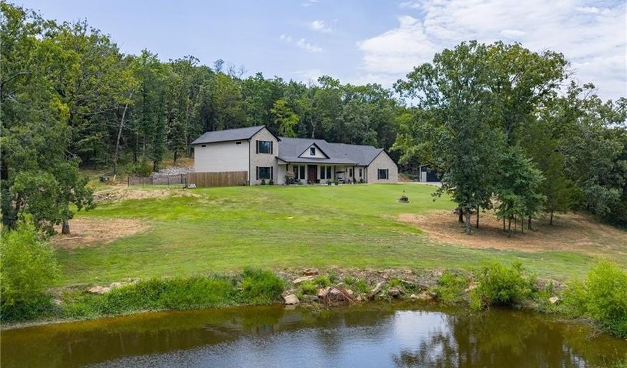 4922 Hidden Springs Ln, Alma, AR 72921 - 5 Beds, 3 Bath
