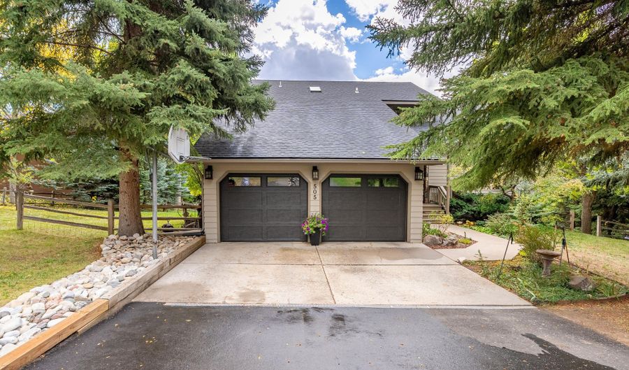505 W Princeton Cir, Glenwood Springs, CO 81601 - 4 Beds, 4 Bath