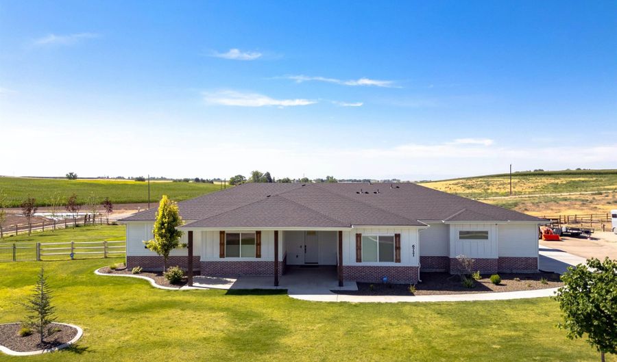 6721 El Paso Rd, Caldwell, ID 83607 - 4 Beds, 2 Bath
