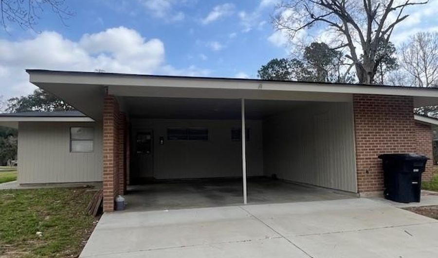 8212 Argosy Ct, Baton Rouge, LA 70809 - 3 Beds, 2 Bath