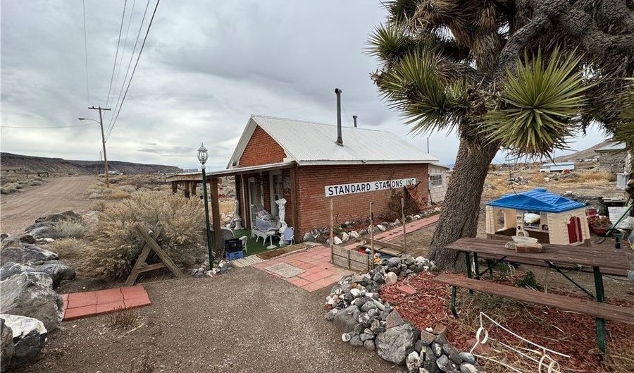 100 102 N First St, Goldfield, NV 89013 - 1 Beds, 1 Bath