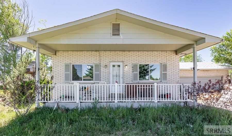 840 N 665 E, Basalt, ID 83218 - 4 Beds, 2 Bath