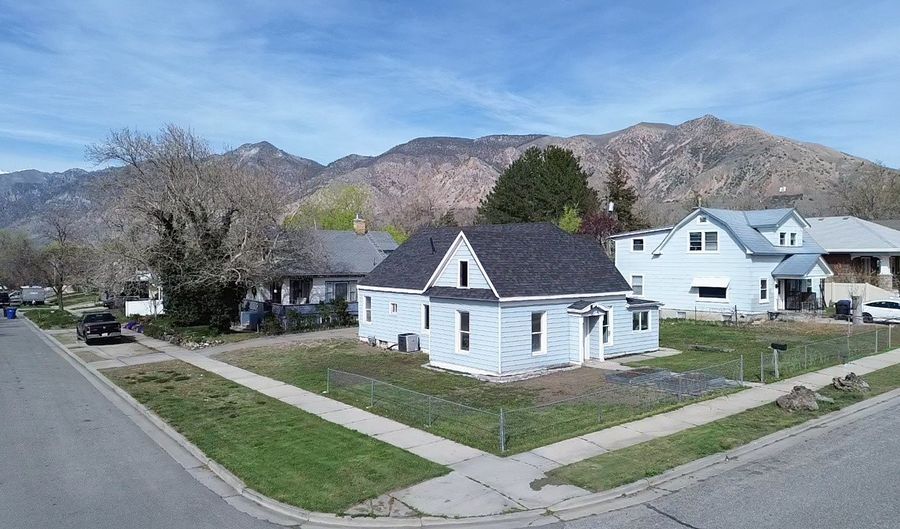 336 W 100 S, Brigham City, UT 84302 - 3 Beds, 2 Bath