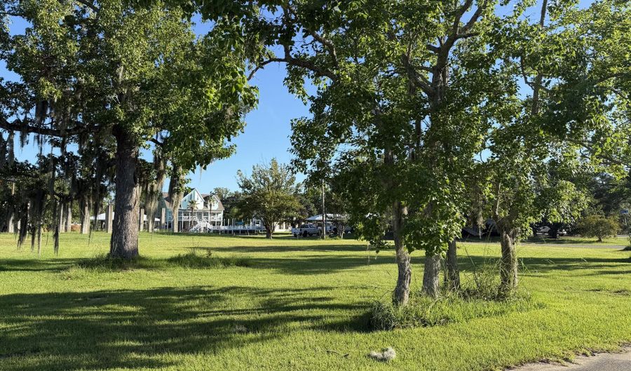 10058 E Shorecrest Rd, Biloxi, MS 39532 - 0 Beds, 0 Bath