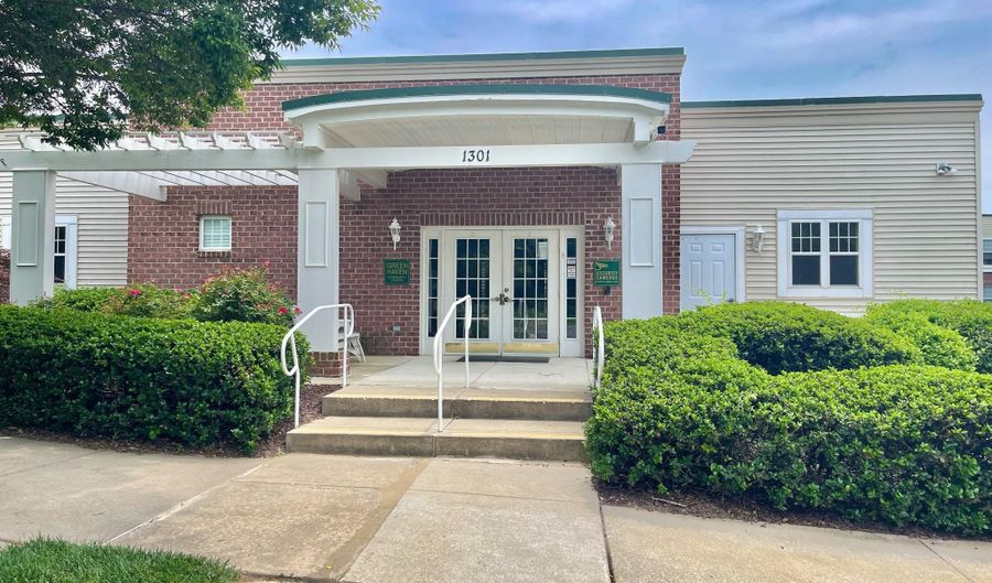 1310 SCOTTSDALE Dr C, Bel Air, MD 21015 - 2 Beds, 2 Bath