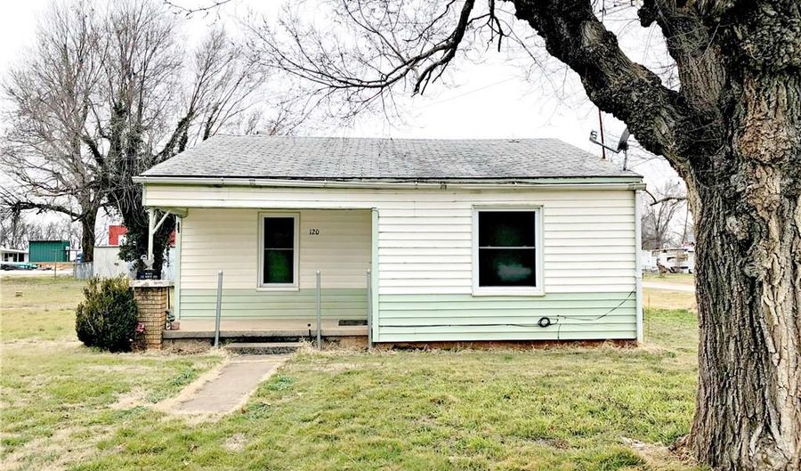 120 N 2nd St, Alex, OK 73002 - 2 Beds, 2 Bath