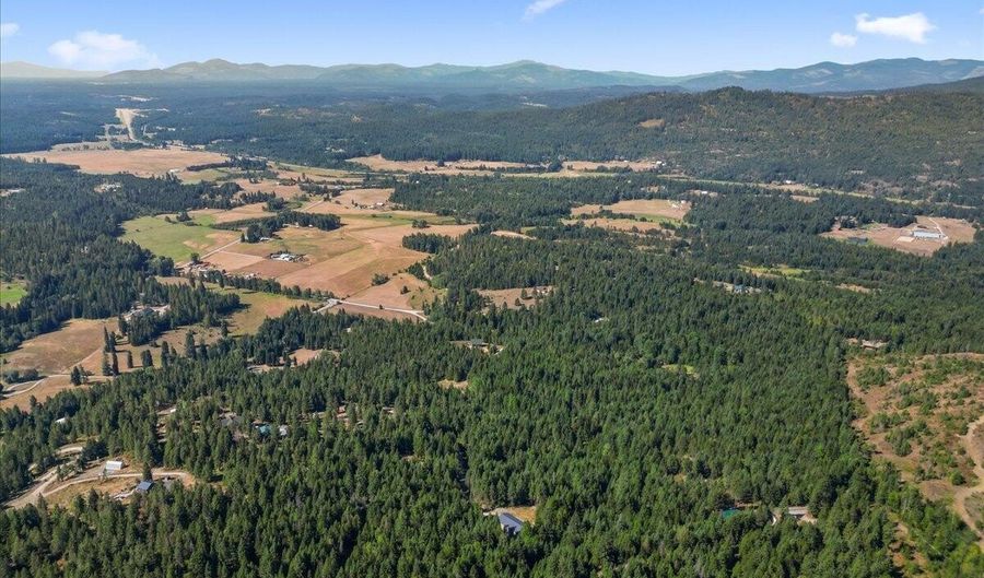 662 Homestead Hollow Rd, Careywood, ID 83809 - 0 Beds, 0 Bath