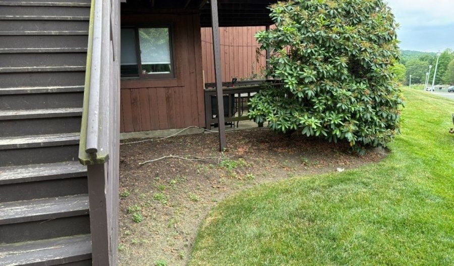2 Brandywine Ct 1, Alloway, NJ 07462 - 1 Beds, 1 Bath