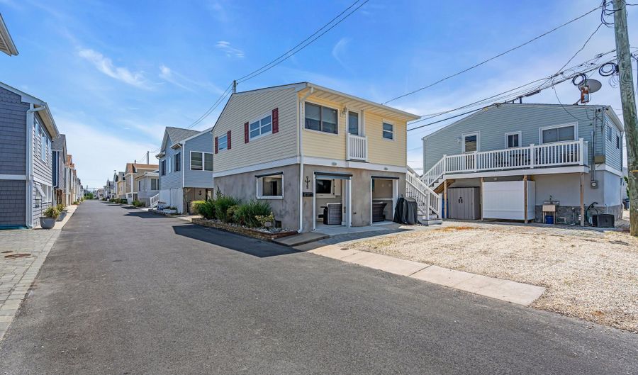 123 W Tide Way, Lavallette, NJ 08735 - 2 Beds, 1 Bath