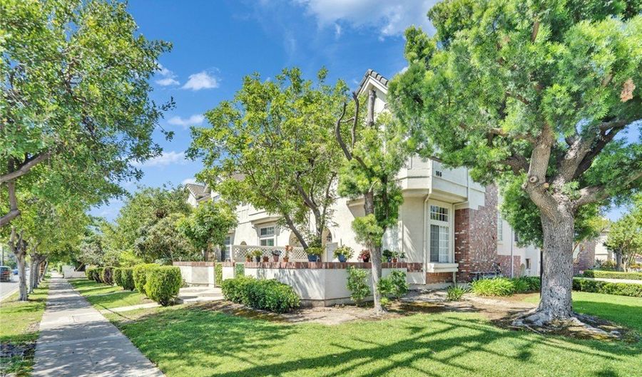 166 Alta St B, Arcadia, CA 91006 - 3 Beds, 3 Bath