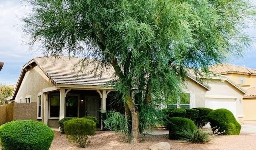 6914 S OPAL Dr, Chandler, AZ 85249 - 4 Beds, 2 Bath