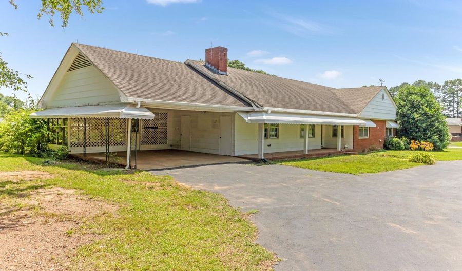 311 Costner Rd, Boiling Springs, SC 29316 - 3 Beds, 2 Bath