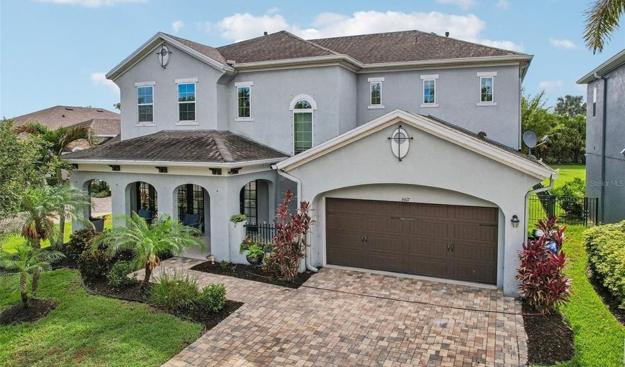 6617 PARK STRAND Dr, Apollo Beach, FL 33572 - 4 Beds, 4 Bath