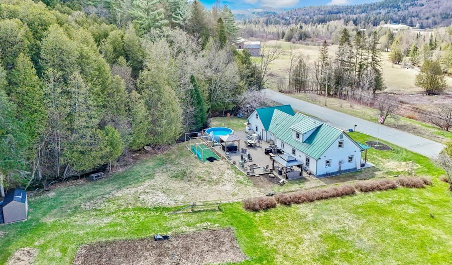 4652 Burke Hollow Rd, Burke, VT 05871 - 4 Beds, 2 Bath