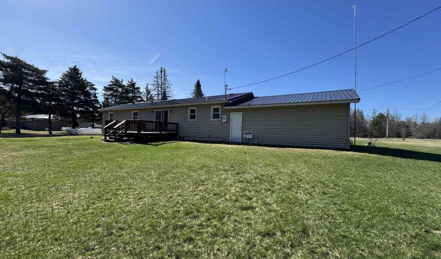 117 E Cemetery, Amasa, MI 49903 - 3 Beds, 2 Bath