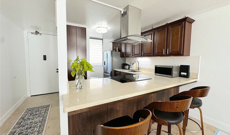 1128 Ala Napunani St 406, Honolulu, HI 96818 - 3 Beds, 2 Bath