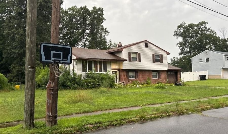 13 CORNELL, Atco, NJ 08004 - 4 Beds, 2 Bath