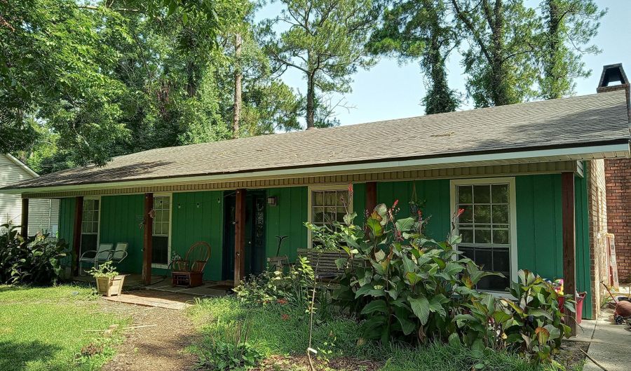 40 Hidden Hills Rd, Arnaudville, LA 70512 - 3 Beds, 2 Bath