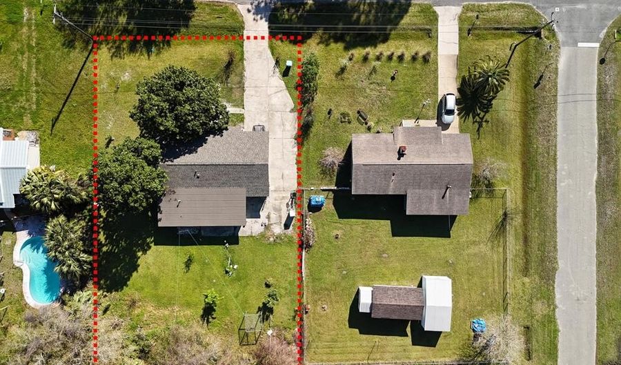 16 Apalachee St, Apalachicola, FL 32320 - 3 Beds, 3 Bath