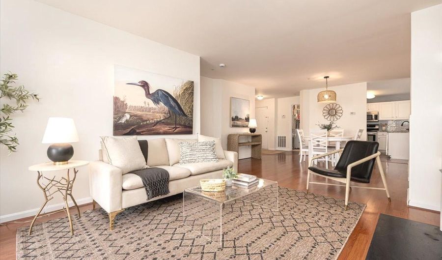 2008 PEGGY STEWART Way #202, Annapolis, MD 21401 - 3 Beds, 2 Bath