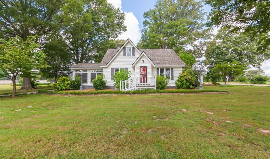 153 County Farm Rd, Alamo, TN 38001 - 3 Beds, 3 Bath