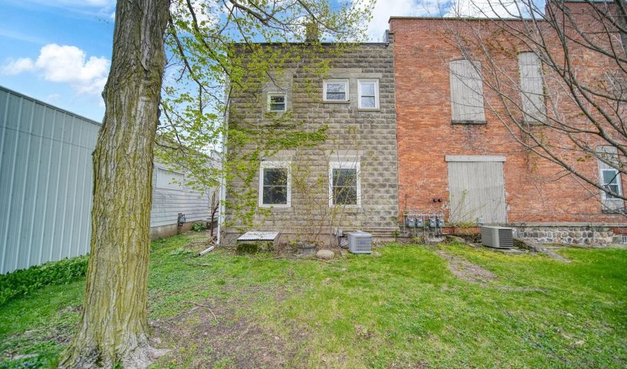 106 N Talbot St, Addison, MI 49220 - 4 Beds, 2 Bath