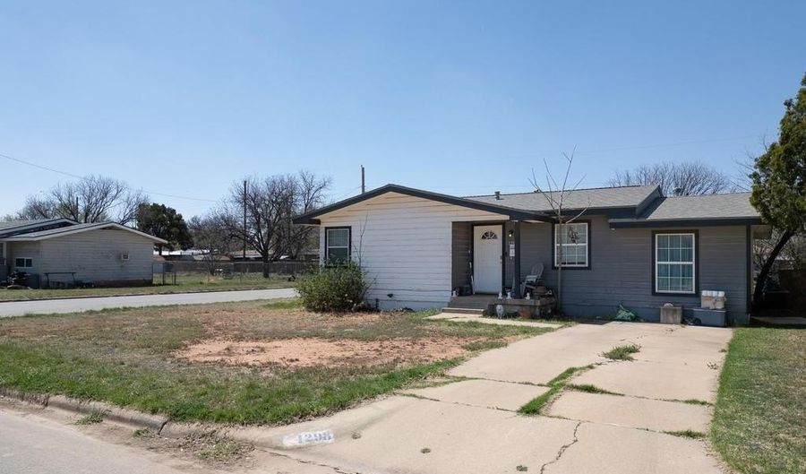 1258 S San Jose Dr, Abilene, TX 79605 - 2 Beds, 1 Bath