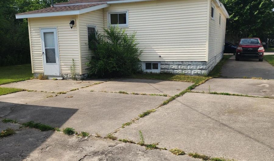 2334 La Forest Ave, Alpena, MI 49707 - 2 Beds, 1 Bath