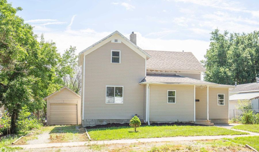 125 S Heckart St, Algona, IA 50511 - 3 Beds, 2 Bath