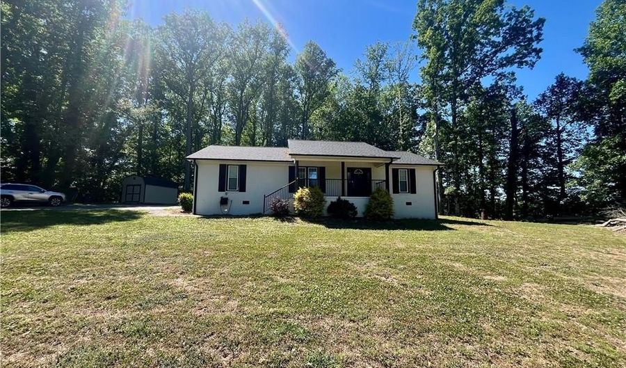 5637 Trotter Country Rd, Archdale, NC 27263 - 3 Beds, 2 Bath