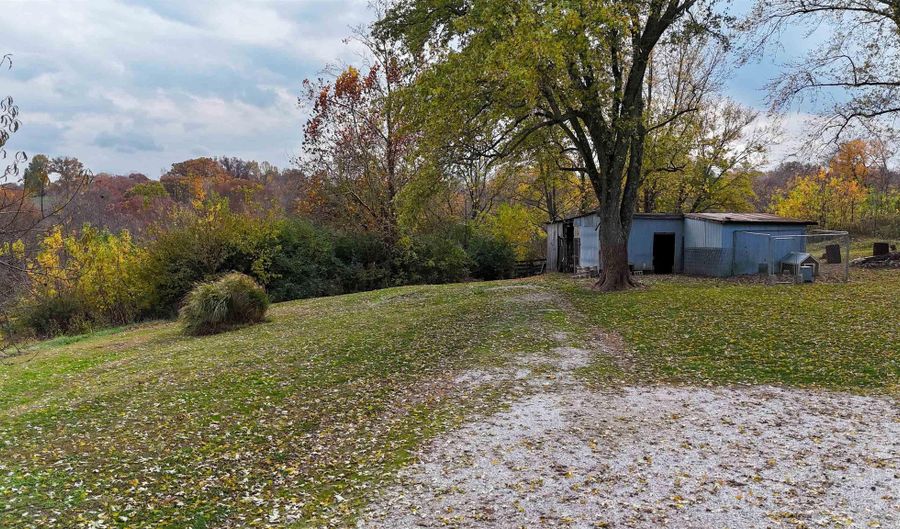 8264 E Schnellville Rd, Birdseye, IN 47513 - 4 Beds, 2 Bath
