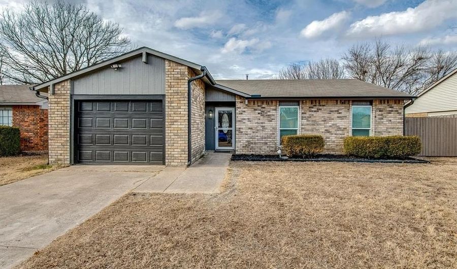 739 Meadow Mead Dr, Allen, TX 75002 - 3 Beds, 2 Bath