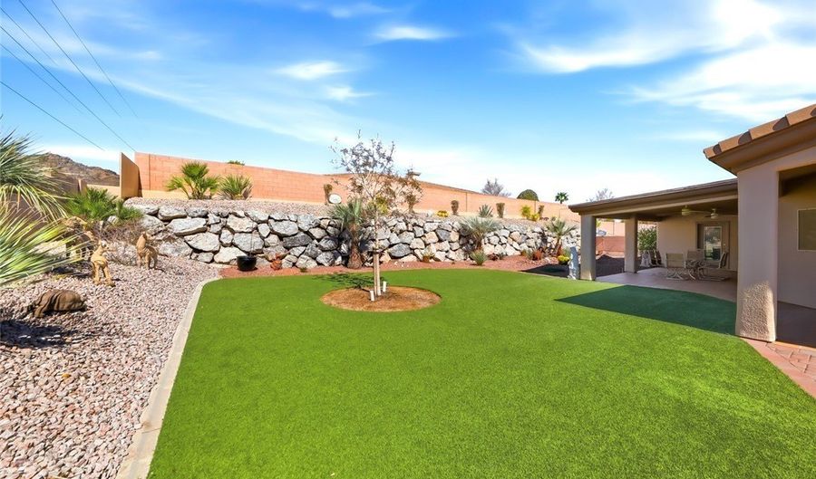 692 Magic Cove Ct, Boulder City, NV 89005 - 4 Beds, 4 Bath