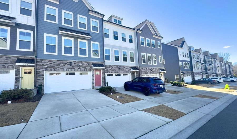 2047 Eva Pearl Dr, Apex, NC 27502 - 4 Beds, 4 Bath