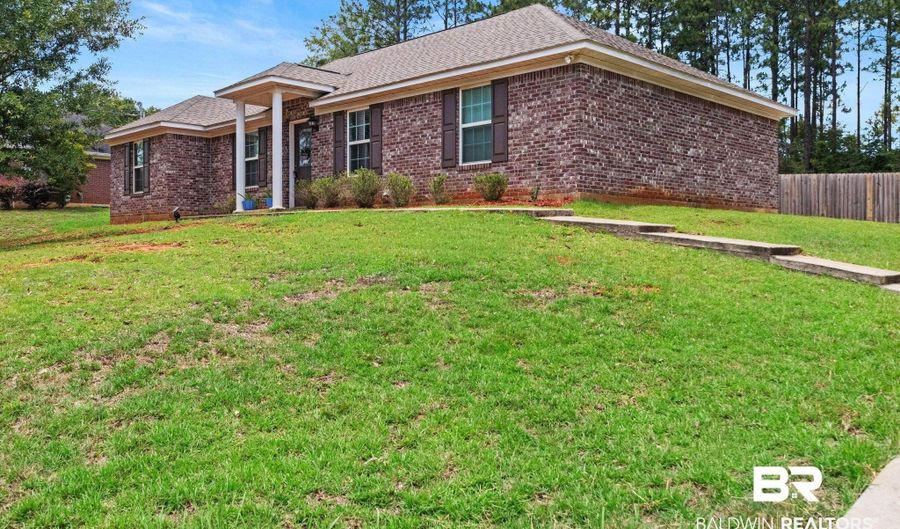 103 Lucy Dr, Bay Minette, AL 36507 - 3 Beds, 2 Bath