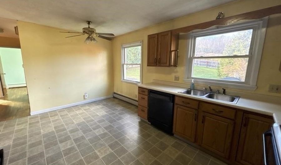 131 Berlin St, Barre, VT 05641 - 4 Beds, 2 Bath