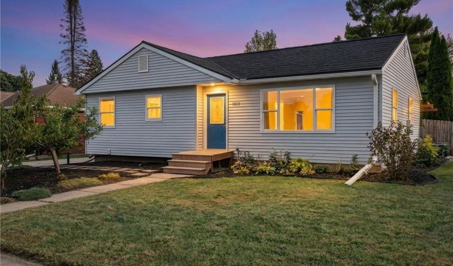 1801 4th Ave NW, Austin, MN 55912 - 2 Beds, 2 Bath