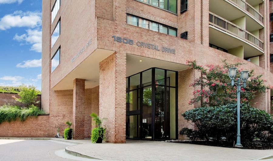 1805 CRYSTAL Dr 1102S, Arlington, VA 22202 - 2 Beds, 1 Bath